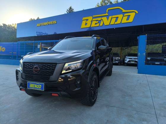 NISSAN FRONTIER 2.3 16V TURBO DIESEL PRO4X CD 4X4 AUTOMÁTICO